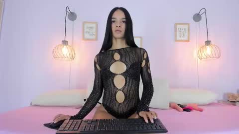 Stefany online show from November 14, 8:09 pm