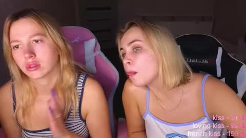 Stefany and Bettany online show from October 23, 2:01 pm