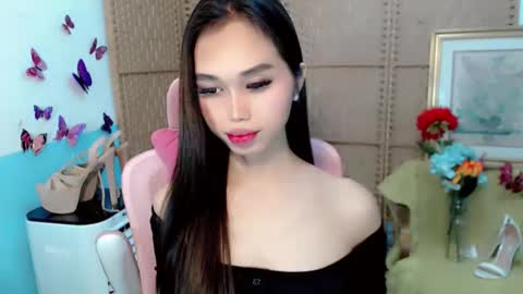 Snapshot of steffybabe chatting on September 22, 4:27 pm steffybabe online show from September 22, 4:27 pm