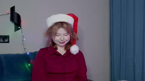 Stella online show from December 20, 11:42 pm