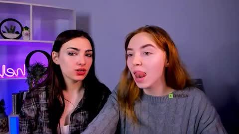 stella_flower online show from March 22, 6:52 am