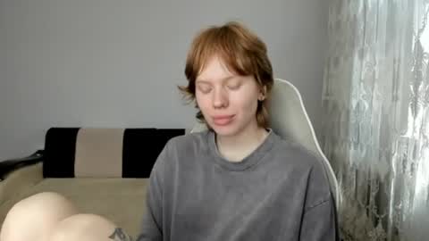 S T E L L A online show from July 3, 9:59 am