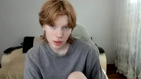 S T E L L A online show from July 30, 11:33 am