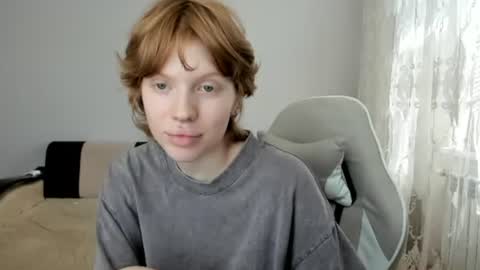 S T E L L A online show from July 8, 11:01 am