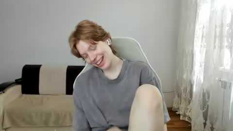 S T E L L A online show from June 20, 11:14 am