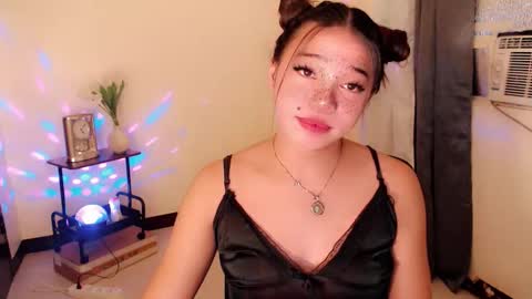 Snapshot of stellaxtemptationx chatting on October 18, 5:15 pm Stella sweet online show from October 18, 5:15 pm