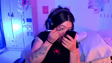 Stephanie  online show from February 25, 11:37 pm