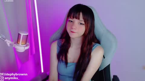 stephy online show from February 1, 2:05 am