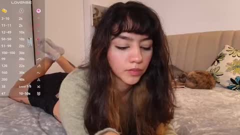 Zoe online show from December 15, 10:15 pm