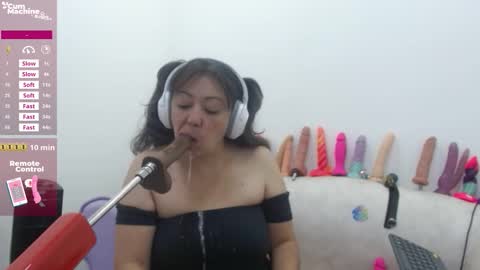 Sucky  online show from January 17, 12:12 pm