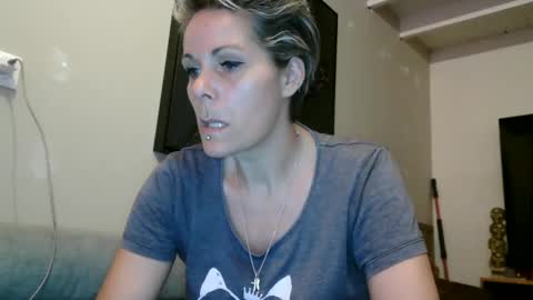 sucrette5629 online show from March 7, 9:18 am