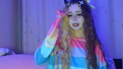 Snapshot of suemeow chatting on October 23, 9:10 pm Sue online show from October 23, 9:10 pm