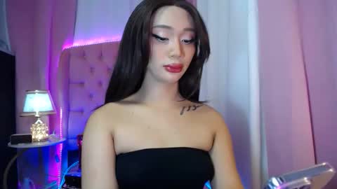 your ultimate goddess online show from November 24, 6:48 am