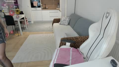 Kinga online show from February 14, 4:58 am