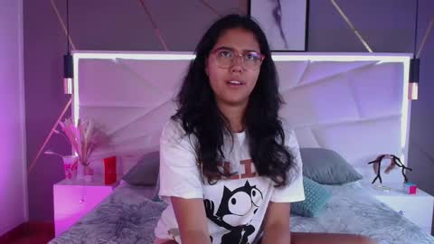 SUKI online show from April 19, 6:10 pm