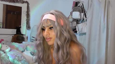 summer 09 online show from February 3, 6:40 am