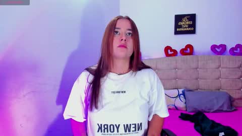 summer_girls01 online show from January 8, 3:10 am