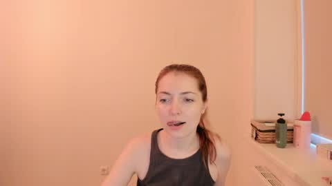 Summer Preston online show from April 18, 4:26 am