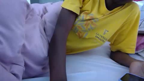 summerbuddy online show from March 30, 5:29 am