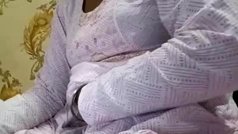 sunali_jain03 online show from June 19, 7:34 am