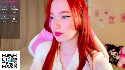 sunflare_ online show from April 8, 6:10 pm