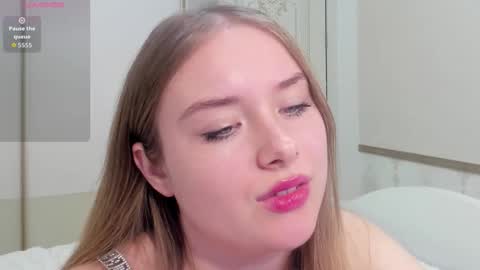 Vanessa online show from December 17, 7:23 am