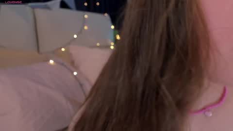 Risha online show from February 24, 5:41 am