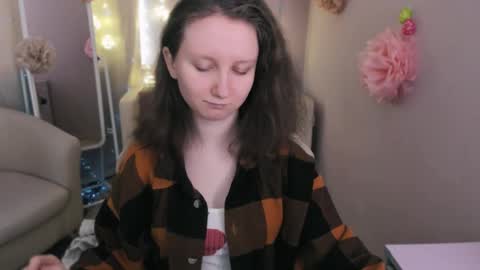 Alice online show from April 2, 5:16 am