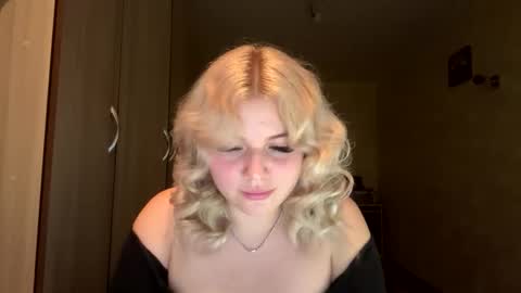 sunshinyflash online show from November 13, 3:00 pm