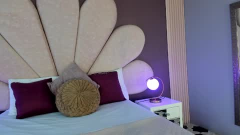 Susann online show from April 13, 11:44 am