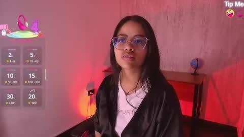 susan_voltaire online show from July 2, 11:11 pm