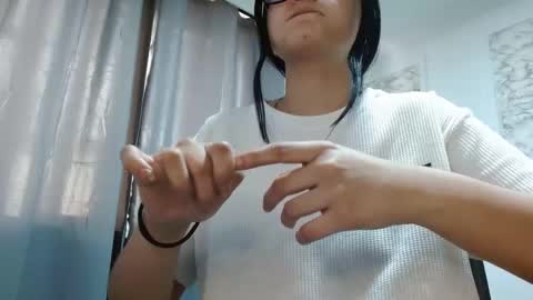 Snapshot of susana_hank chatting on February 17, 6:06 pm susana online show from February 17, 6:06 pm