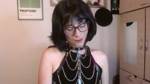 Snapshot of susana_w chatting on September 17, 10:41 pm susana_w online show from September 17, 10:41 pm