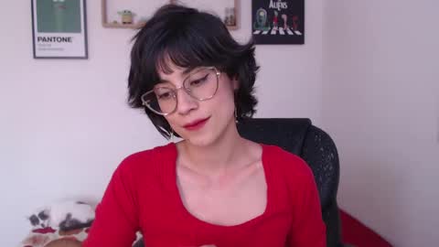 Snapshot of susana_w chatting on February 6, 8:13 pm susana_w online show from February 6, 8:13 pm