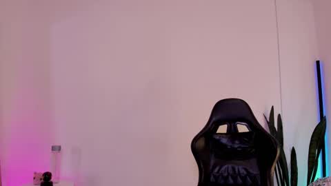 Sussy online show from September 22, 6:17 pm