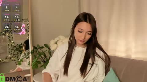 Hey Im Suzane online show from April 19, 6:10 pm