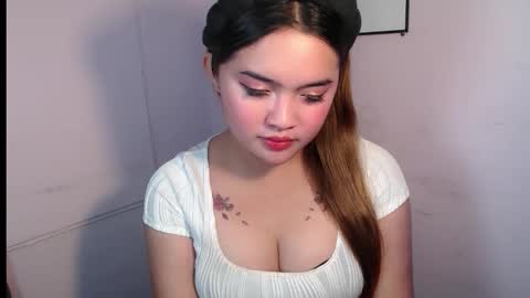 Jasmine online show from October 25, 11:40 am