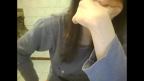 sweet4y0u online show from April 23, 5:37 pm