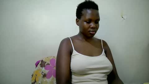 sweet_bella12 online show from November 25, 7:26 pm