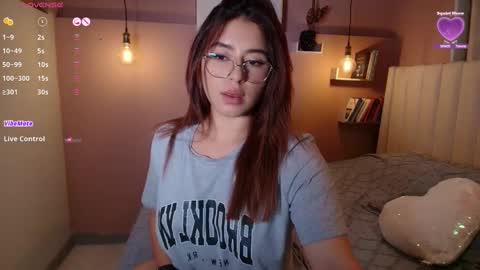 Camila online show from February 24, 1:00 am