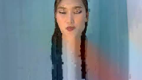 candy online show from December 4, 10:06 am