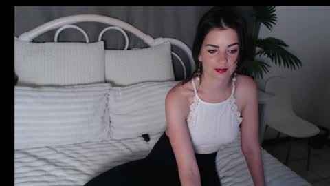 Chantelle online show from November 19, 10:54 pm