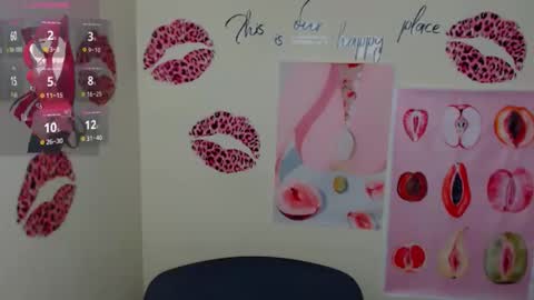 Ivy online show from December 18, 1:16 pm