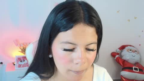 sweet_dania_ online show from February 18, 5:50 am