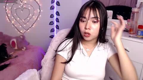 Hannah online show from March 12, 1:14 pm