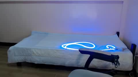 sophia daisy  online show from October 24, 12:17 am