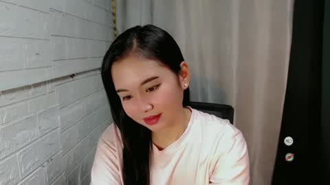 LAIKA online show from February 15, 6:01 pm