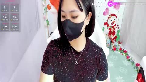 Lily online show from December 18, 9:52 pm