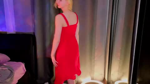 Lana online show from May 24, 5:23 pm