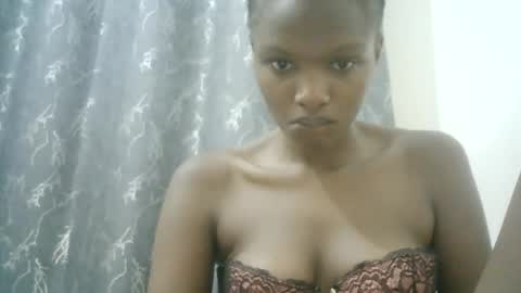 sweet_mellanie001 online show from March 10, 8:34 pm